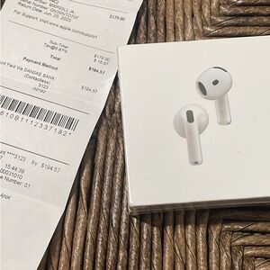 Apple Wireless Earbuds with Charging Case - White